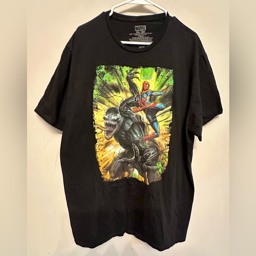 Marvel Black Tee with Spider-Man and Venom Graphic 2XL